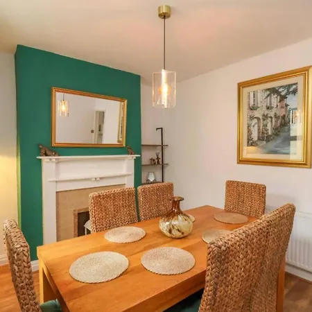 Seymour Rest 로프터스